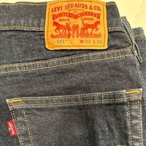 Men’s Levi’s 541 32 x 30 Denim Jeans